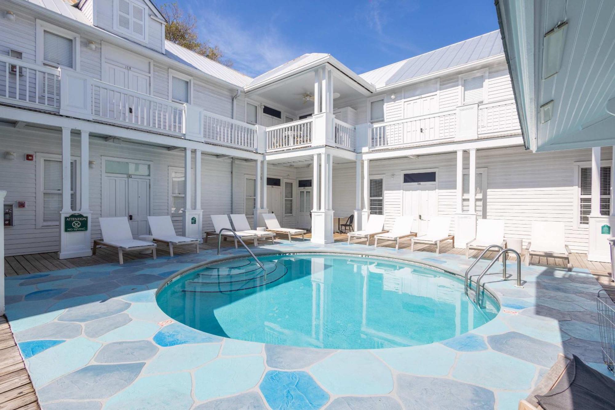 Deluxe Queen At The Curry Mansion - Parking & Heated Pool! Key West Luaran gambar